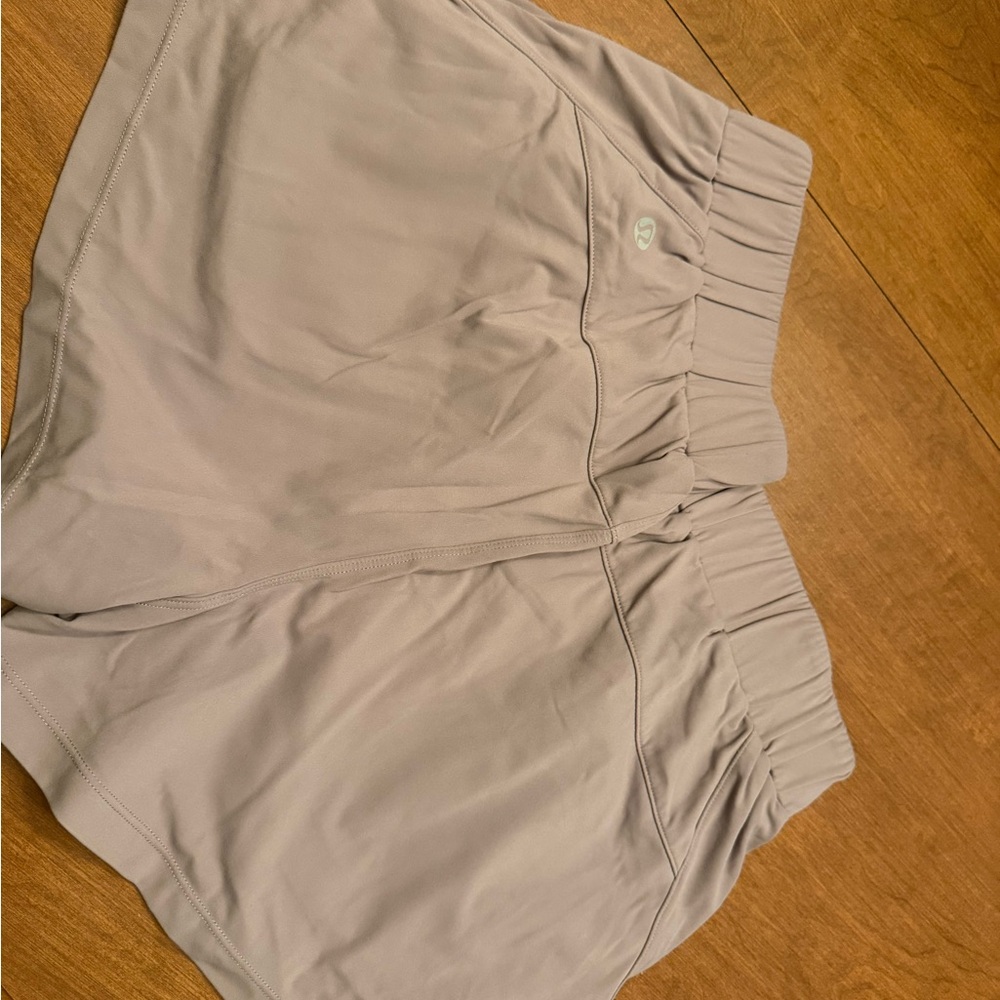 Lululemon Athletica Gray Athletic Shorts Lightweight Elastic Waist